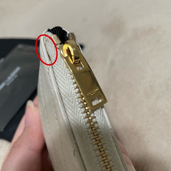 YSL Saint Laurent Cassandre Matelassé Key Pouch - Picture 10 of 11